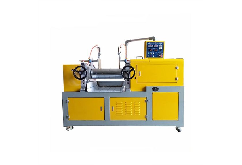 廣東利拿實業的兩輥開煉機技術革新